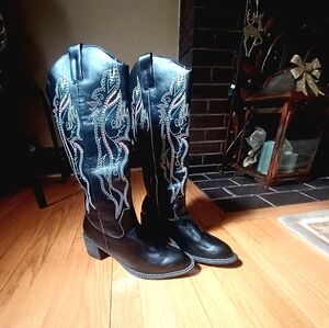 BLACK WESTERN-STYLE WOMEN'S BOOTS W/EMBROIDERY-(NWOT)